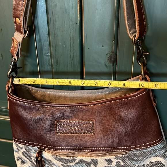 Myra Bag Iconic Tote Bag - Picture 8 of 8